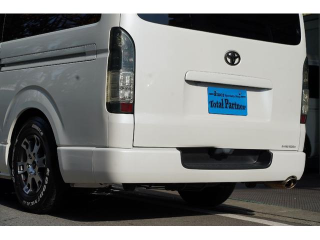 ハイエースバン スーパーＧＬ　ダークプライム　２．０００ｃｃ／ガソリン／６速ＡＴ／両側電動スライドドア／スマートキー／Ｗエアーバック／ＴＲＤホイール／モデリスタＬＥＤリップ／デジタルインナーミラー／ＥＴＣ２．０／ナビ／Ｂカメラ／ブルートゥース／（9枚目）