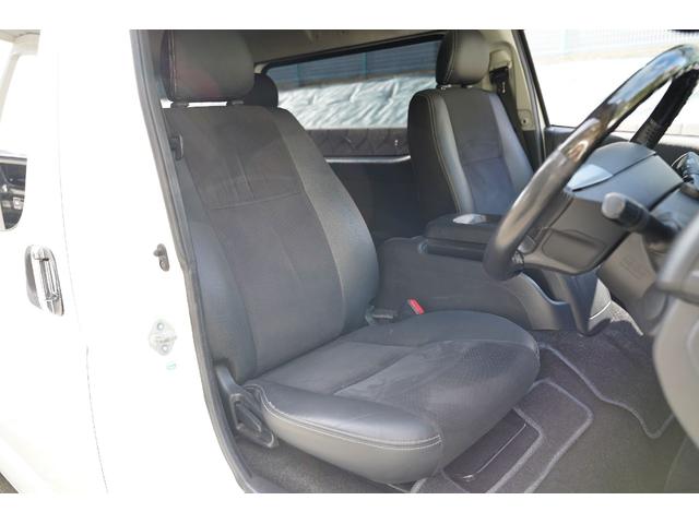 ハイエースバン スーパーＧＬ　ダークプライム　２．０００ｃｃ／ガソリン／６速ＡＴ／両側電動スライドドア／スマートキー／Ｗエアーバック／ＴＲＤホイール／モデリスタＬＥＤリップ／デジタルインナーミラー／ＥＴＣ２．０／ナビ／Ｂカメラ／ブルートゥース／（13枚目）