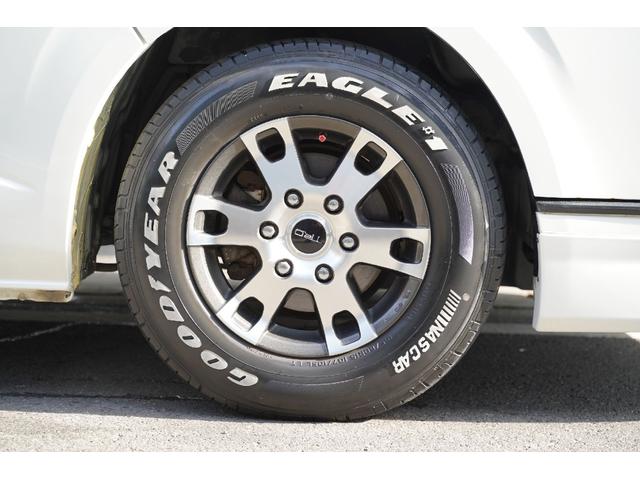 ハイエースバン スーパーＧＬ　ダークプライム　２．０００ｃｃ／ガソリン／６速ＡＴ／両側電動スライドドア／スマートキー／Ｗエアーバック／ＴＲＤホイール／モデリスタＬＥＤリップ／デジタルインナーミラー／ＥＴＣ２．０／ナビ／Ｂカメラ／ブルートゥース／（19枚目）