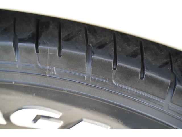 ハイエースバン スーパーＧＬ　ダークプライム　２．０００ｃｃ／ガソリン／６速ＡＴ／両側電動スライドドア／スマートキー／Ｗエアーバック／ＴＲＤホイール／モデリスタＬＥＤリップ／デジタルインナーミラー／ＥＴＣ２．０／ナビ／Ｂカメラ／ブルートゥース／（27枚目）