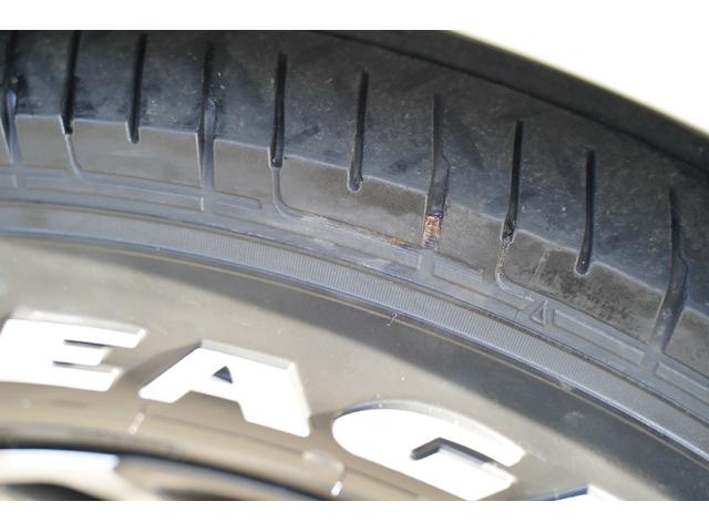 ハイエースバン スーパーＧＬ　ダークプライム　２．０００ｃｃ／ガソリン／６速ＡＴ／両側電動スライドドア／スマートキー／Ｗエアーバック／ＴＲＤホイール／モデリスタＬＥＤリップ／デジタルインナーミラー／ＥＴＣ２．０／ナビ／Ｂカメラ／ブルートゥース／（28枚目）