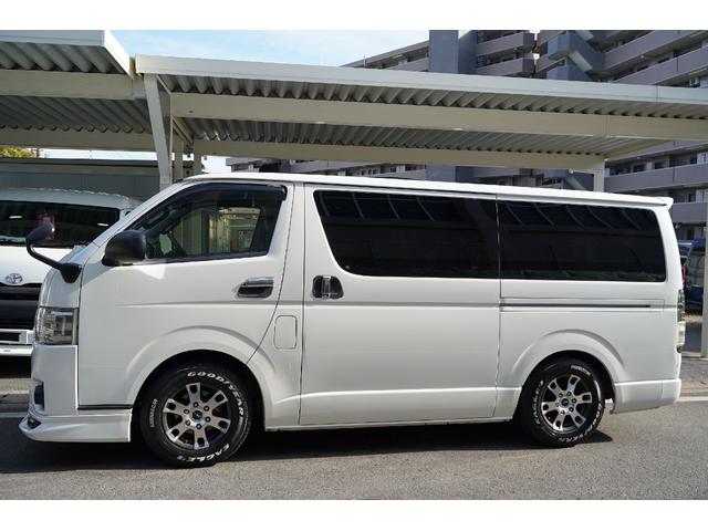 ハイエースバン スーパーＧＬ　ダークプライム　２．０００ｃｃ／ガソリン／６速ＡＴ／両側電動スライドドア／スマートキー／Ｗエアーバック／ＴＲＤホイール／モデリスタＬＥＤリップ／デジタルインナーミラー／ＥＴＣ２．０／ナビ／Ｂカメラ／ブルートゥース／（43枚目）