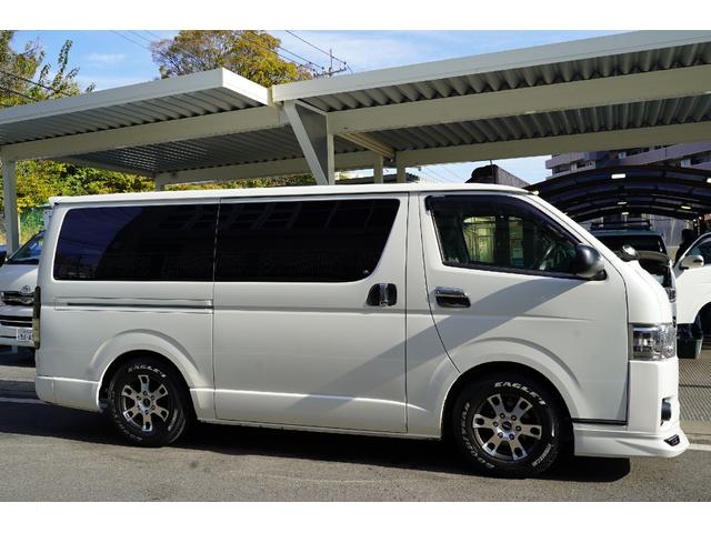 ハイエースバン スーパーＧＬ　ダークプライム　２．０００ｃｃ／ガソリン／６速ＡＴ／両側電動スライドドア／スマートキー／Ｗエアーバック／ＴＲＤホイール／モデリスタＬＥＤリップ／デジタルインナーミラー／ＥＴＣ２．０／ナビ／Ｂカメラ／ブルートゥース／（44枚目）
