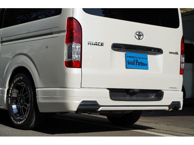 ハイエースバン スーパーGL ダークプライム 2.000cc/ガソリン/6速AT/記録簿付/両側電動スライドドア/Wエアーバック/スマートキー/純正LEDヘッドライト/玄武ローダウンキット/ナビ/ブルートゥース/デジタルインナーミラー/Bカメラ/(9枚目)