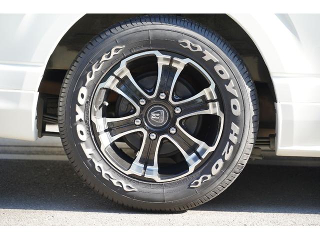 ハイエースバン スーパーGL ダークプライム 2.000cc/ガソリン/6速AT/記録簿付/両側電動スライドドア/Wエアーバック/スマートキー/純正LEDヘッドライト/玄武ローダウンキット/ナビ/ブルートゥース/デジタルインナーミラー/Bカメラ/(20枚目)