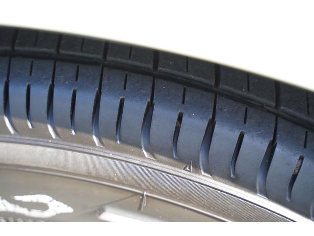 ハイエースバン スーパーGL ダークプライム 2.000cc/ガソリン/6速AT/記録簿付/両側電動スライドドア/Wエアーバック/スマートキー/純正LEDヘッドライト/玄武ローダウンキット/ナビ/ブルートゥース/デジタルインナーミラー/Bカメラ/(29枚目)