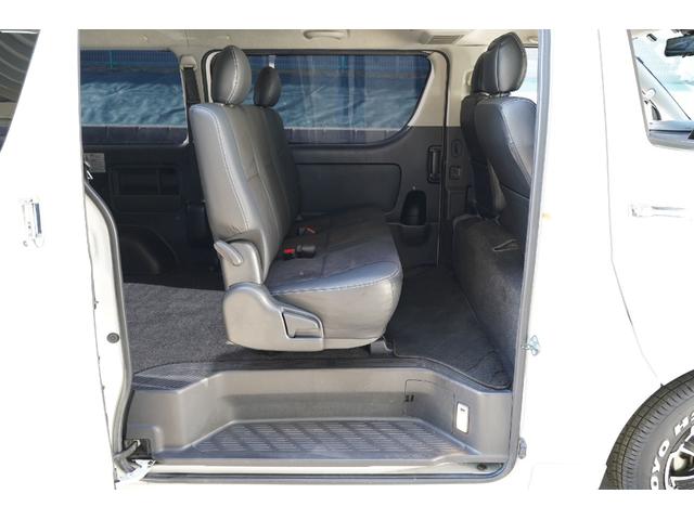 ハイエースバン スーパーGL ダークプライム 2.000cc/ガソリン/6速AT/記録簿付/両側電動スライドドア/Wエアーバック/スマートキー/純正LEDヘッドライト/玄武ローダウンキット/ナビ/ブルートゥース/デジタルインナーミラー/Bカメラ/(76枚目)