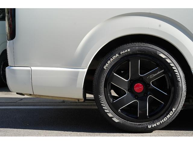 ハイエースバン ロングスーパーＧＬ　２．０００ｃｃ／ガソリン／両側電動スライドドア／スマートキー／プッシュスタート／記録簿付／バットフェイスボンネット／１８インチＡＷ／ローダウン／ナビ／ブルートゥース／地デジ／Ｂカメラ／ＥＴＣ／（26枚目）