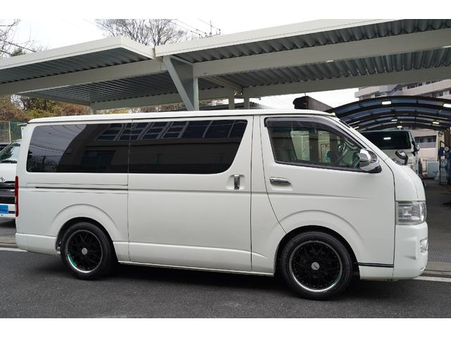 ハイエースバン ロングスーパーＧＬ　２．０００ｃｃ／ガソリン／新品バンタイヤ／後席シートベルト／Ｗエアーバック／玄武ローダウンキット／ＬＥＤヘッドライト／ＬＥＤフォグランプ／カロツェリア製ナビ／ブルートゥース／地デジ／Ｂカメラ／ＥＴＣ（42枚目）