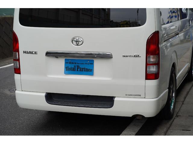 ハイエースバン ロングスーパーＧＬ　２．０００ｃｃ／ガソリン／新品バンタイヤ／後席シートベルト／Ｗエアーバック／玄武ローダウンキット／ＬＥＤヘッドライト／ＬＥＤフォグランプ／カロツェリア製ナビ／ブルートゥース／地デジ／Ｂカメラ／ＥＴＣ（50枚目）