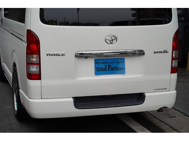 ハイエースバン ロングスーパーＧＬ　２．０００ｃｃ／ガソリン／新品バンタイヤ／後席シートベルト／Ｗエアーバック／玄武ローダウンキット／ＬＥＤヘッドライト／ＬＥＤフォグランプ／カロツェリア製ナビ／ブルートゥース／地デジ／Ｂカメラ／ＥＴＣ（51枚目）