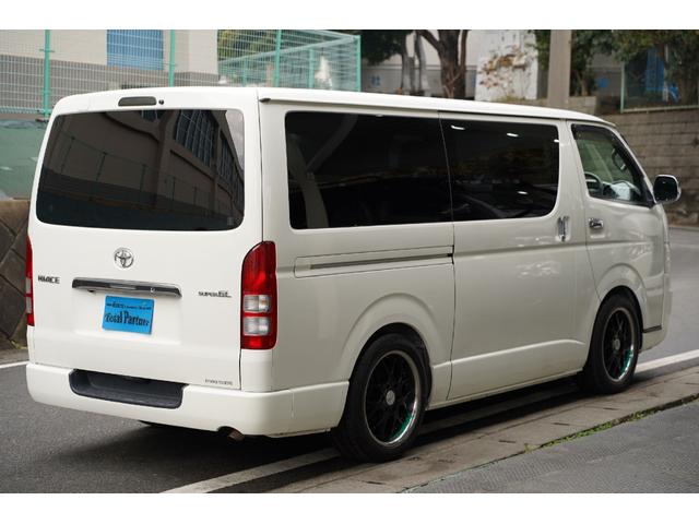 ハイエースバン ロングスーパーＧＬ　２．０００ｃｃ／ガソリン／新品バンタイヤ／後席シートベルト／Ｗエアーバック／玄武ローダウンキット／ＬＥＤヘッドライト／ＬＥＤフォグランプ／カロツェリア製ナビ／ブルートゥース／地デジ／Ｂカメラ／ＥＴＣ（54枚目）