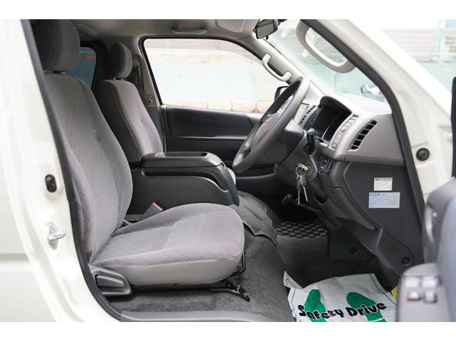 ハイエースバン ロングスーパーＧＬ　２．０００ｃｃ／ガソリン／新品バンタイヤ／後席シートベルト／Ｗエアーバック／玄武ローダウンキット／ＬＥＤヘッドライト／ＬＥＤフォグランプ／カロツェリア製ナビ／ブルートゥース／地デジ／Ｂカメラ／ＥＴＣ（68枚目）