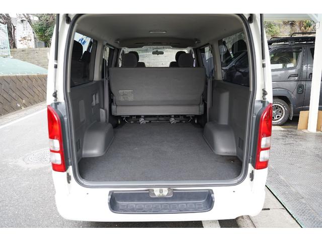ハイエースバン ロングスーパーＧＬ　２．０００ｃｃ／ガソリン／新品バンタイヤ／後席シートベルト／Ｗエアーバック／玄武ローダウンキット／ＬＥＤヘッドライト／ＬＥＤフォグランプ／カロツェリア製ナビ／ブルートゥース／地デジ／Ｂカメラ／ＥＴＣ（78枚目）