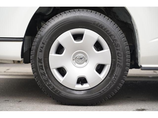 ハイエースバン スーパーＧＬ　５０ＴＨ　アニバーサリーリミテッド　４ＷＤ／２．８００ｃｃ／ディーゼルターボ／６速ＡＴ／寒冷地仕様／両側電動スライドドア／ＴＳＳ装着車／ＬＤＡ装着車／Ｗエアーバック／純正ＬＥＤヘッドライト／ナビ／ブルートゥース／地デジ／Ｂカメラ／ＥＴＣ（21枚目）