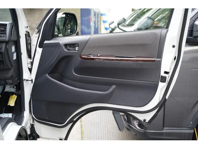 ハイエースバン スーパーＧＬ　５０ＴＨ　アニバーサリーリミテッド　４ＷＤ／２．８００ｃｃ／ディーゼルターボ／６速ＡＴ／寒冷地仕様／両側電動スライドドア／ＴＳＳ装着車／ＬＤＡ装着車／Ｗエアーバック／純正ＬＥＤヘッドライト／ナビ／ブルートゥース／地デジ／Ｂカメラ／ＥＴＣ（59枚目）