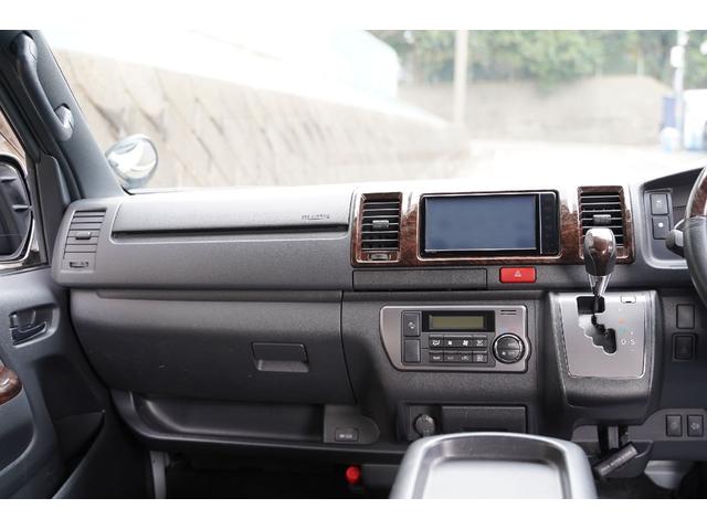 ハイエースバン スーパーＧＬ　５０ＴＨ　アニバーサリーリミテッド　４ＷＤ／２．８００ｃｃ／ディーゼルターボ／６速ＡＴ／寒冷地仕様／両側電動スライドドア／ＴＳＳ装着車／ＬＤＡ装着車／Ｗエアーバック／純正ＬＥＤヘッドライト／ナビ／ブルートゥース／地デジ／Ｂカメラ／ＥＴＣ（63枚目）