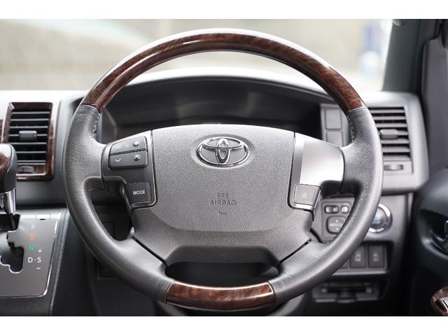 ハイエースバン スーパーＧＬ　５０ＴＨ　アニバーサリーリミテッド　４ＷＤ／２．８００ｃｃ／ディーゼルターボ／６速ＡＴ／寒冷地仕様／両側電動スライドドア／ＴＳＳ装着車／ＬＤＡ装着車／Ｗエアーバック／純正ＬＥＤヘッドライト／ナビ／ブルートゥース／地デジ／Ｂカメラ／ＥＴＣ（64枚目）