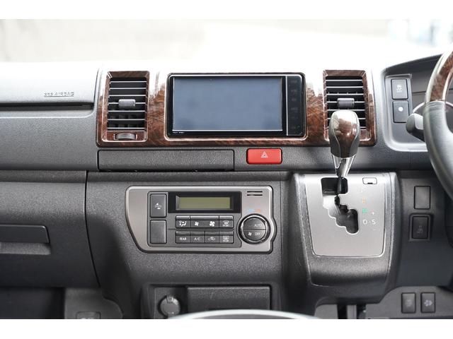 ハイエースバン スーパーＧＬ　５０ＴＨ　アニバーサリーリミテッド　４ＷＤ／２．８００ｃｃ／ディーゼルターボ／６速ＡＴ／寒冷地仕様／両側電動スライドドア／ＴＳＳ装着車／ＬＤＡ装着車／Ｗエアーバック／純正ＬＥＤヘッドライト／ナビ／ブルートゥース／地デジ／Ｂカメラ／ＥＴＣ（65枚目）