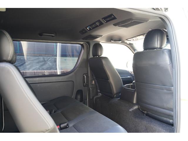 ハイエースバン スーパーＧＬ　ダークプライムＩＩ　ワンオーナー／２．８００ｃｃ／ディーゼルターボ／６速ＡＴ／記録簿付／ＴＳＳ装着車／ＬＤＡ装着車／新品バンタイヤ／スマートキー／純正エンジンスターター／ナビ／ブルートゥース／地デジ／Ｂカメラ／ＥＴＣ／（12枚目）