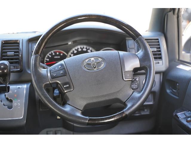 ハイエースバン スーパーＧＬ　ダークプライムＩＩ　ワンオーナー／２．８００ｃｃ／ディーゼルターボ／６速ＡＴ／記録簿付／ＴＳＳ装着車／ＬＤＡ装着車／新品バンタイヤ／スマートキー／純正エンジンスターター／ナビ／ブルートゥース／地デジ／Ｂカメラ／ＥＴＣ／（15枚目）
