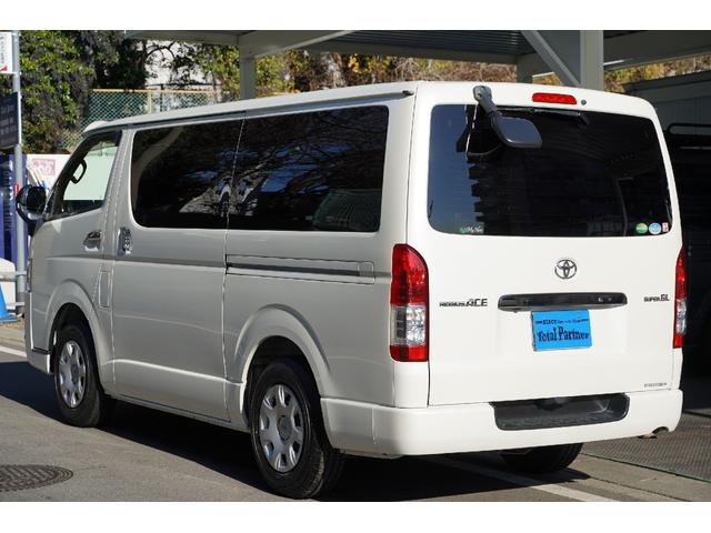 ハイエースバン スーパーＧＬ　ダークプライムＩＩ　ワンオーナー／２．８００ｃｃ／ディーゼルターボ／６速ＡＴ／記録簿付／ＴＳＳ装着車／ＬＤＡ装着車／新品バンタイヤ／スマートキー／純正エンジンスターター／ナビ／ブルートゥース／地デジ／Ｂカメラ／ＥＴＣ／（46枚目）