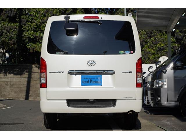 ハイエースバン スーパーＧＬ　ダークプライムＩＩ　ワンオーナー／２．８００ｃｃ／ディーゼルターボ／６速ＡＴ／記録簿付／ＴＳＳ装着車／ＬＤＡ装着車／新品バンタイヤ／スマートキー／純正エンジンスターター／ナビ／ブルートゥース／地デジ／Ｂカメラ／ＥＴＣ／（49枚目）