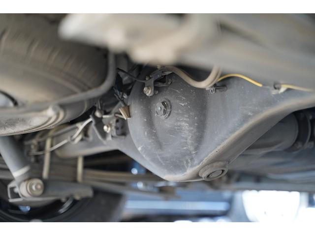 ハイエースバン スーパーＧＬ　ダークプライムＩＩ　ワンオーナー／２．８００ｃｃ／ディーゼルターボ／６速ＡＴ／記録簿付／ＴＳＳ装着車／ＬＤＡ装着車／新品バンタイヤ／スマートキー／純正エンジンスターター／ナビ／ブルートゥース／地デジ／Ｂカメラ／ＥＴＣ／（58枚目）