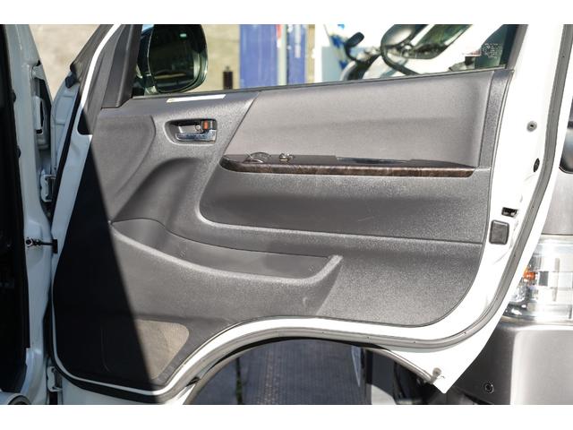 ハイエースバン スーパーＧＬ　ダークプライムＩＩ　ワンオーナー／２．８００ｃｃ／ディーゼルターボ／６速ＡＴ／記録簿付／ＴＳＳ装着車／ＬＤＡ装着車／新品バンタイヤ／スマートキー／純正エンジンスターター／ナビ／ブルートゥース／地デジ／Ｂカメラ／ＥＴＣ／（59枚目）
