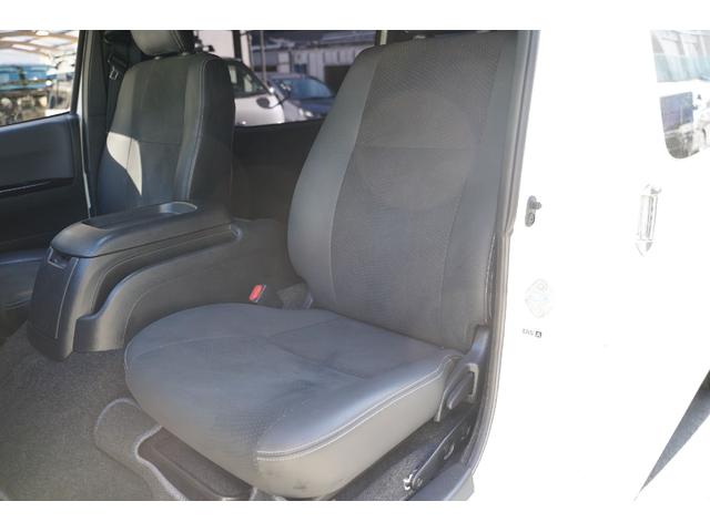 ハイエースバン スーパーＧＬ　ダークプライムＩＩ　ワンオーナー／２．８００ｃｃ／ディーゼルターボ／６速ＡＴ／記録簿付／ＴＳＳ装着車／ＬＤＡ装着車／新品バンタイヤ／スマートキー／純正エンジンスターター／ナビ／ブルートゥース／地デジ／Ｂカメラ／ＥＴＣ／（72枚目）