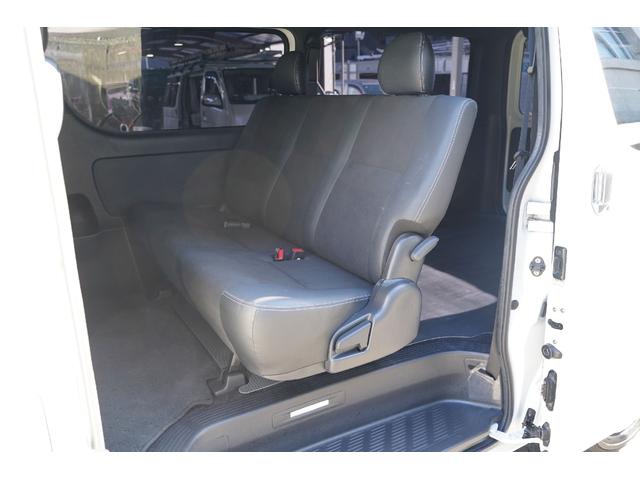ハイエースバン スーパーＧＬ　ダークプライムＩＩ　ワンオーナー／２．８００ｃｃ／ディーゼルターボ／６速ＡＴ／記録簿付／ＴＳＳ装着車／ＬＤＡ装着車／新品バンタイヤ／スマートキー／純正エンジンスターター／ナビ／ブルートゥース／地デジ／Ｂカメラ／ＥＴＣ／（74枚目）