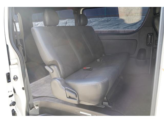 ハイエースバン スーパーＧＬ　ダークプライムＩＩ　ワンオーナー／２．８００ｃｃ／ディーゼルターボ／６速ＡＴ／記録簿付／ＴＳＳ装着車／ＬＤＡ装着車／新品バンタイヤ／スマートキー／純正エンジンスターター／ナビ／ブルートゥース／地デジ／Ｂカメラ／ＥＴＣ／（77枚目）