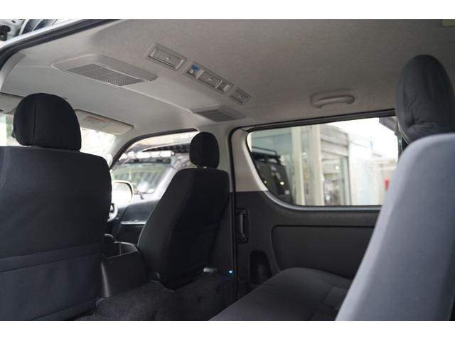 ハイエースバン ロングスーパーＧＬ　３．０００ｃｃ／ディーゼルターボ／両側電動スライドドア／純正ＬＥＤヘッドライト／スマートキー／プッシュスタート／モデリスタフルエアロ／モデリスタウィンカーミラー／ナビ／ブルートゥース／地デジ／Ｂカメラ（11枚目）