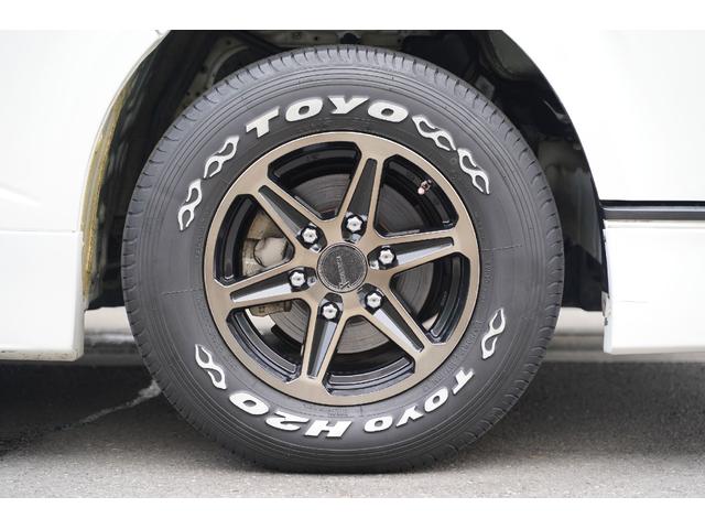 ハイエースバン ロングスーパーＧＬ　３．０００ｃｃ／ディーゼルターボ／両側電動スライドドア／純正ＬＥＤヘッドライト／スマートキー／プッシュスタート／モデリスタフルエアロ／モデリスタウィンカーミラー／ナビ／ブルートゥース／地デジ／Ｂカメラ（19枚目）