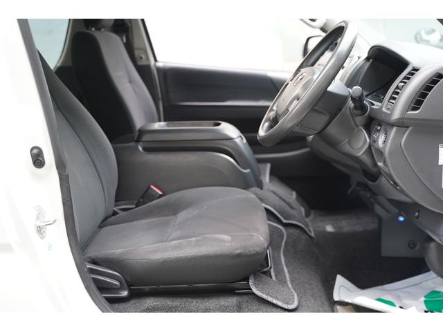 ハイエースバン ロングスーパーＧＬ　３．０００ｃｃ／ディーゼルターボ／両側電動スライドドア／純正ＬＥＤヘッドライト／スマートキー／プッシュスタート／モデリスタフルエアロ／モデリスタウィンカーミラー／ナビ／ブルートゥース／地デジ／Ｂカメラ（68枚目）