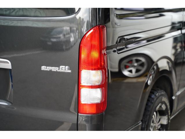 ハイエースバン ロングスーパーＧＬ　４ＷＤ／ガソリン／２．７００ｃｃ／ワイドミドル／ＬＥＤヘッドライト／純正クリアランスソナー／１６インチＡＷ／マッドタイヤ／キーレス／イモビ付／ナビ／Ｂカメラ／ＥＴＣ／シートカバー／ブルートゥース／（52枚目）