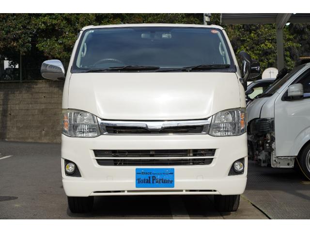ハイエースバン ロングスーパーGL 4WD/3.000cc/ディーゼルターボ/純正HID/LEDフォグ/バットフェイス/リップ/17インチAW/415コブラLEDテール/スライドガラス/ナビ/ブルートゥース/Bカメラ/ETC/地デジ/(2枚目)