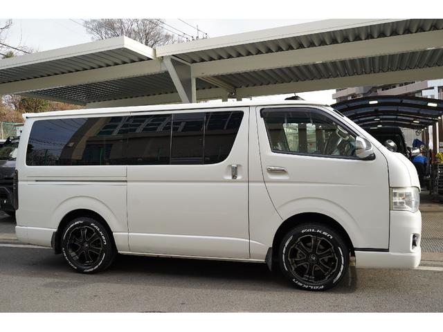 ハイエースバン ロングスーパーGL 4WD/3.000cc/ディーゼルターボ/純正HID/LEDフォグ/バットフェイス/リップ/17インチAW/415コブラLEDテール/スライドガラス/ナビ/ブルートゥース/Bカメラ/ETC/地デジ/(42枚目)