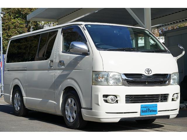 ハイエースバン ロングスーパーＧＬ　２．０００ｃｃ／ガソリン／新品ラジエター交換済／Ｗエアーバック／後席シートベルト／サイドスライドガラス／ＬＥＤヘッドライト／純正キーレス／イモビライザー付／ナビ／ＥＴＣ／フリップダウンモニター／（32枚目）
