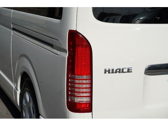 ハイエースバン ロングスーパーＧＬ　２．０００ｃｃ／ガソリン／新品ラジエター交換済／Ｗエアーバック／後席シートベルト／サイドスライドガラス／ＬＥＤヘッドライト／純正キーレス／イモビライザー付／ナビ／ＥＴＣ／フリップダウンモニター／（53枚目）