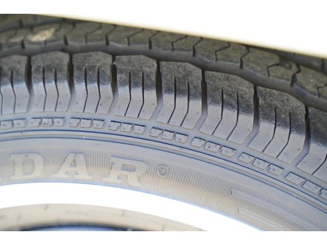 ハイエースバン ロングDX 予備検査取得済/2.000cc/ガソリン/9人乗/コラムマニュアル/純正丸目ヘッドライト/クラシックトヨタエンブレム/塗替ゴビ/カラーNo,PUA/ホワイトリボンタイヤ/M-YH61V/(29枚目)