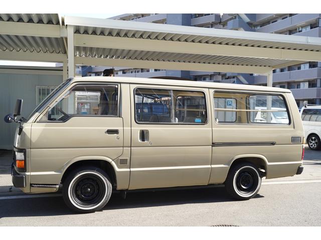 ハイエースバン ロングDX 予備検査取得済/2.000cc/ガソリン/9人乗/コラムマニュアル/純正丸目ヘッドライト/クラシックトヨタエンブレム/塗替ゴビ/カラーNo,PUA/ホワイトリボンタイヤ/M-YH61V/(43枚目)