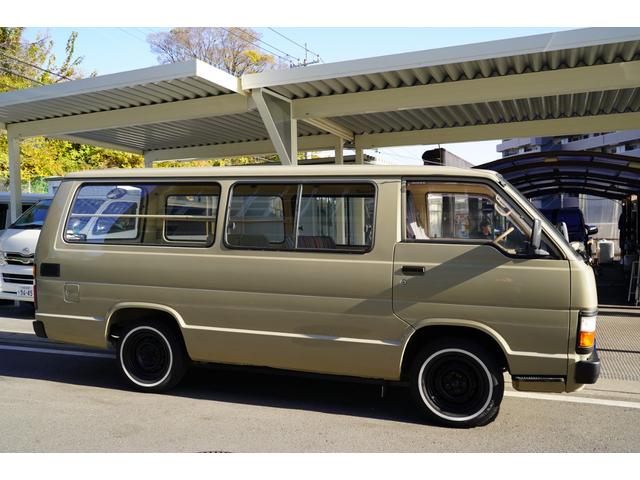 ハイエースバン ロングDX 予備検査取得済/2.000cc/ガソリン/9人乗/コラムマニュアル/純正丸目ヘッドライト/クラシックトヨタエンブレム/塗替ゴビ/カラーNo,PUA/ホワイトリボンタイヤ/M-YH61V/(44枚目)