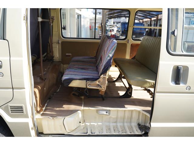 ハイエースバン ロングDX 予備検査取得済/2.000cc/ガソリン/9人乗/コラムマニュアル/純正丸目ヘッドライト/クラシックトヨタエンブレム/塗替ゴビ/カラーNo,PUA/ホワイトリボンタイヤ/M-YH61V/(76枚目)