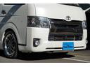 ハイエースバン スーパーＧＬ　ダークプライム　３．０００ｃｃ／ディーゼルターボ／Ｗエアーバック／スマートキー／１８インチＡＷ／ＫＹＢ製ショックアブソーバー／玄武ローダウンキット／純正ＬＥＤヘッドライト／ナビ／ブルートゥース／Ｂカメラ／ＥＴＣ／（6枚目）