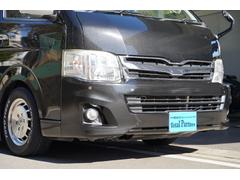 内装ですが、目立つ損傷や気になる匂い等なくとてもキレイなお車になります。ご成約後にエアコンフィルター交換等のクリーニングを実施してご納車致します。 6