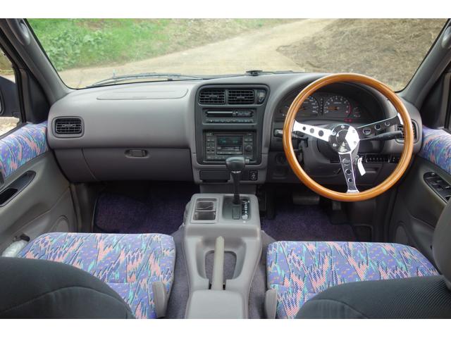 セレナ キタキツネ　４ＷＤ　８人乗り　３列シート　回転シート　フルフラット　Ｗサンルーフ　イージークロージャー　ＭＯＯＮＥＹＥＳ製スピードマスター　Ｗエアコン　キーレス　ＥＴＣ　キタキツネ専用グリルガード　ＳＲ２０ＤＥ（5枚目）