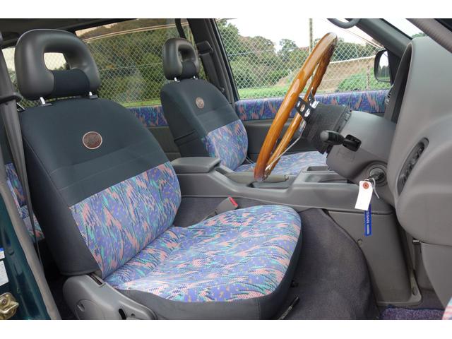 セレナ キタキツネ　４ＷＤ　８人乗り　３列シート　回転シート　フルフラット　Ｗサンルーフ　イージークロージャー　ＭＯＯＮＥＹＥＳ製スピードマスター　Ｗエアコン　キーレス　ＥＴＣ　キタキツネ専用グリルガード　ＳＲ２０ＤＥ（6枚目）