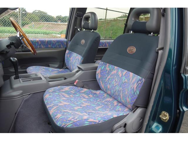 セレナ キタキツネ　４ＷＤ　８人乗り　３列シート　回転シート　フルフラット　Ｗサンルーフ　イージークロージャー　ＭＯＯＮＥＹＥＳ製スピードマスター　Ｗエアコン　キーレス　ＥＴＣ　キタキツネ専用グリルガード　ＳＲ２０ＤＥ（7枚目）