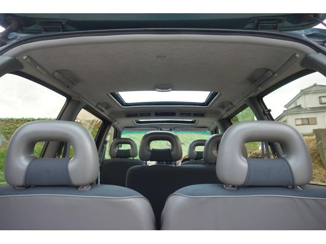 セレナ キタキツネ　４ＷＤ　８人乗り　３列シート　回転シート　フルフラット　Ｗサンルーフ　イージークロージャー　ＭＯＯＮＥＹＥＳ製スピードマスター　Ｗエアコン　キーレス　ＥＴＣ　キタキツネ専用グリルガード　ＳＲ２０ＤＥ（13枚目）